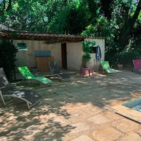Ferienhaus Spacieuse, Grande Piscine Et Jardin *